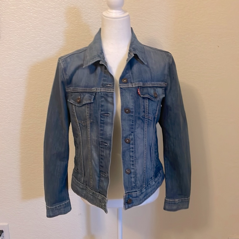 Levi’s Women’s Jean Jacket